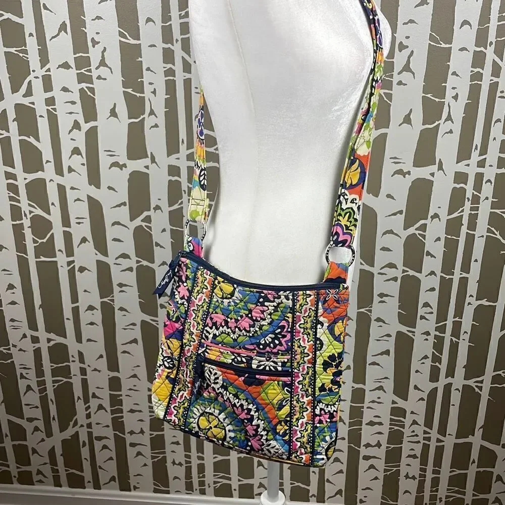 Vera Bradley brand vera